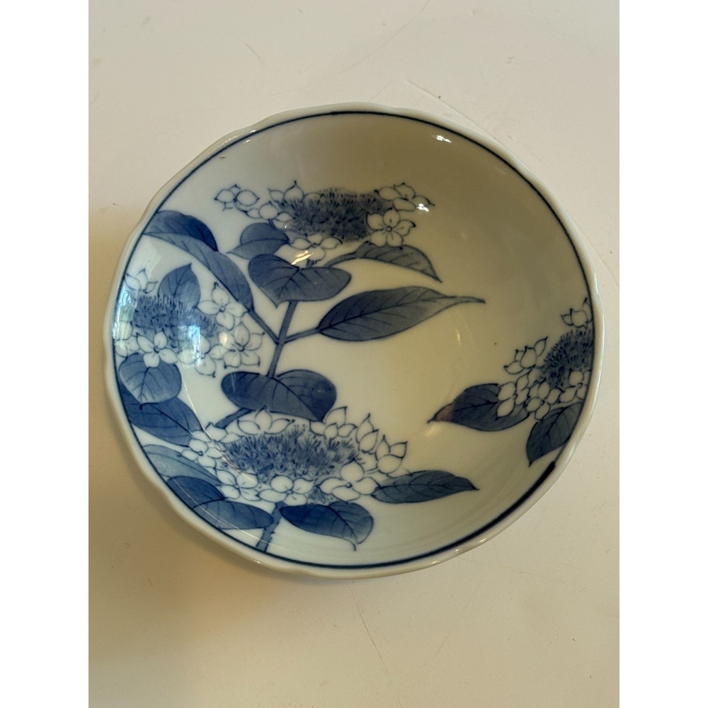 Vintage Arita Porcelain Blue White Hydrangea Flowers Rice Bowl Japanese